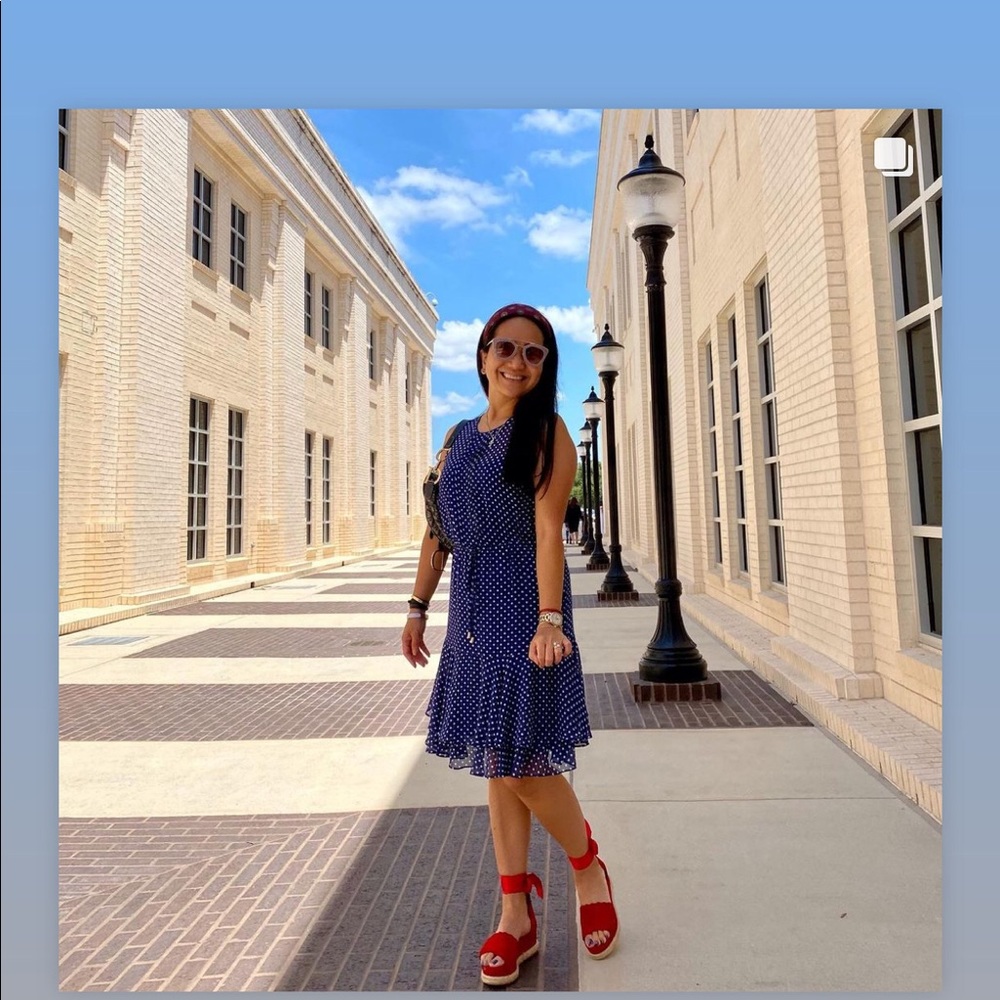 Lauren scalloped suede espadrille platform sandals - Picture 13 of 13